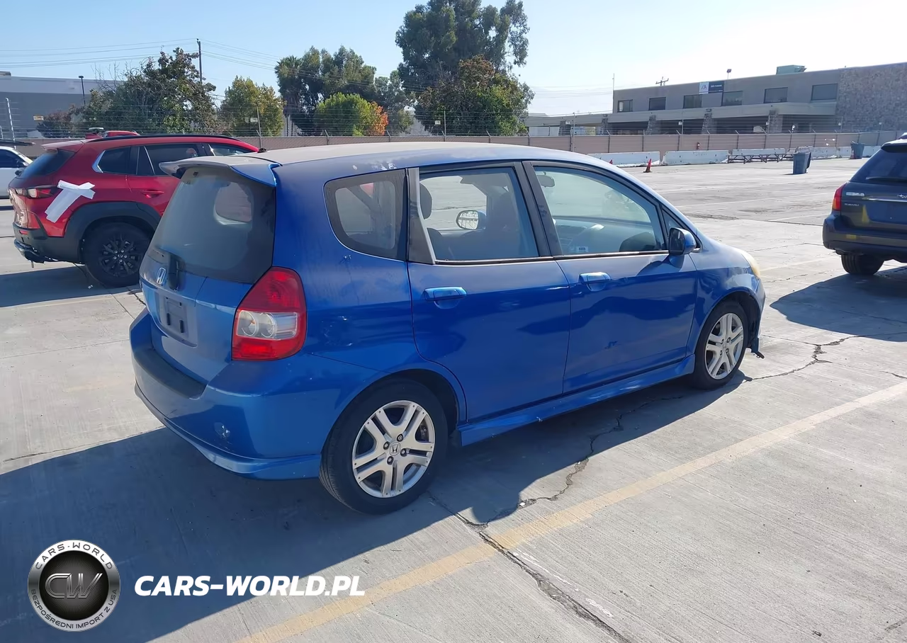 2008 Honda Fit Sport VIN:JHMGD38668S059694 - 4