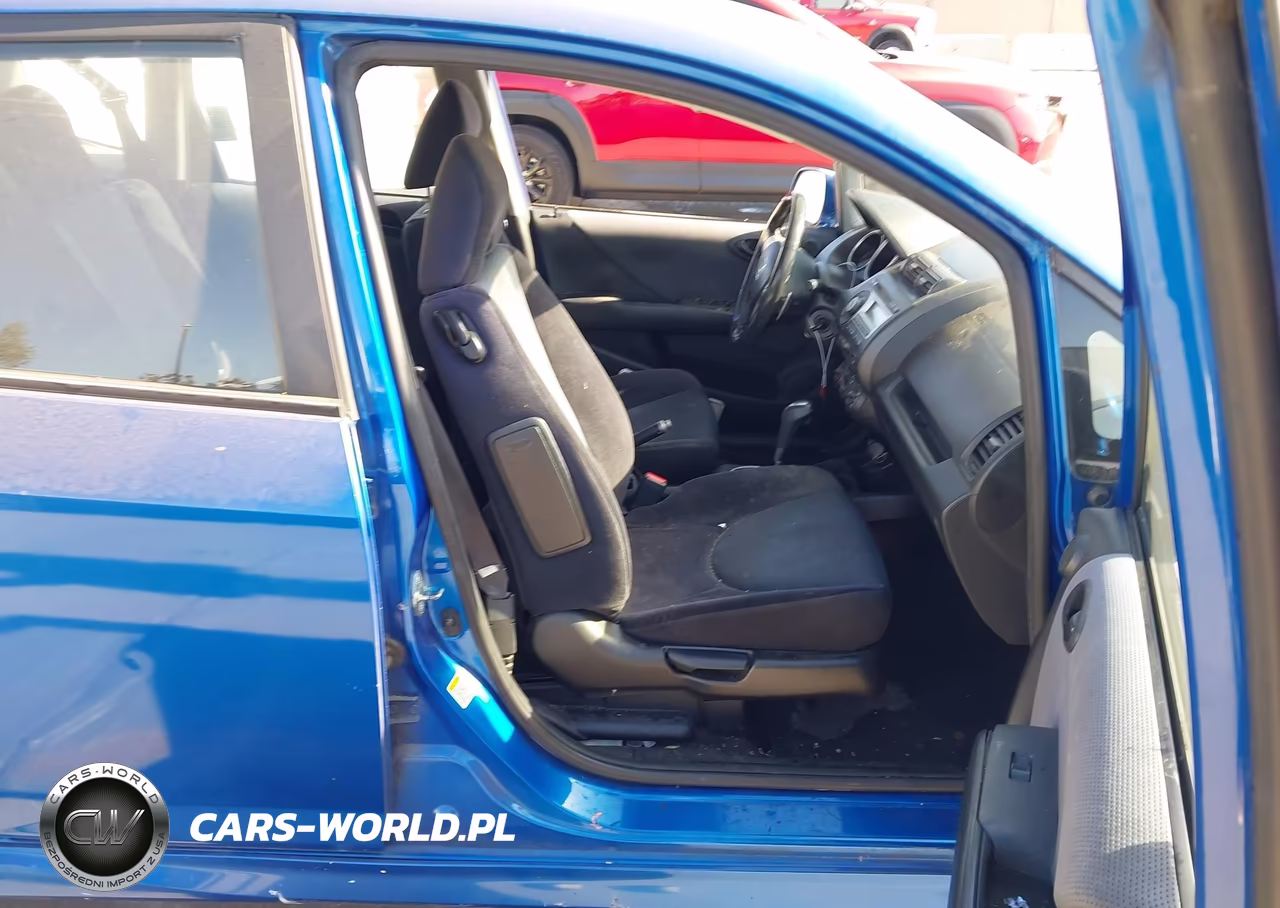 2008 Honda Fit Sport VIN:JHMGD38668S059694 - 5