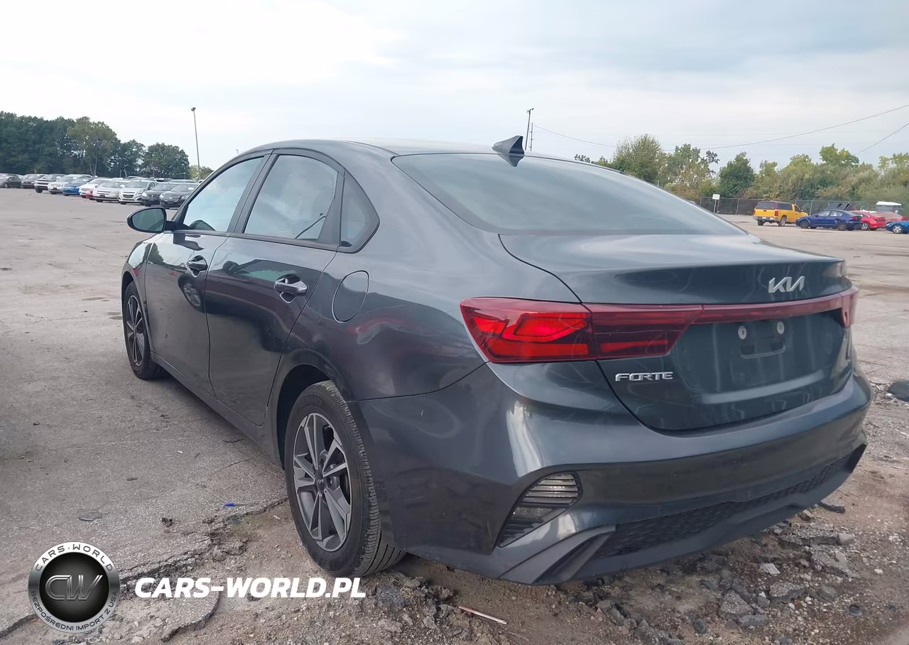 2024 Kia Forte Lxs VIN:3KPF24AD3RE778827 - 3