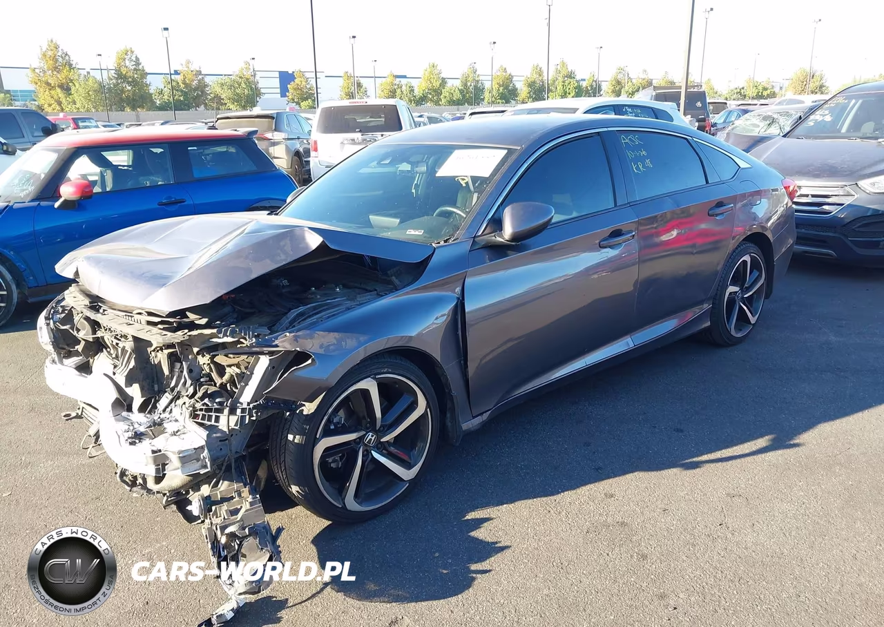 2018 Honda Accord Sport VIN:1HGCV1F3XJA228364 - 2