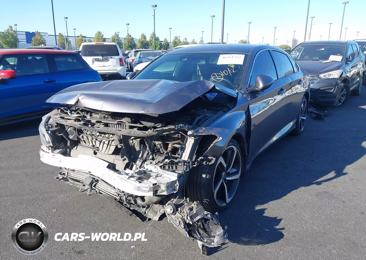 2018 Honda Accord Sport VIN:1HGCV1F3XJA228364 - 6