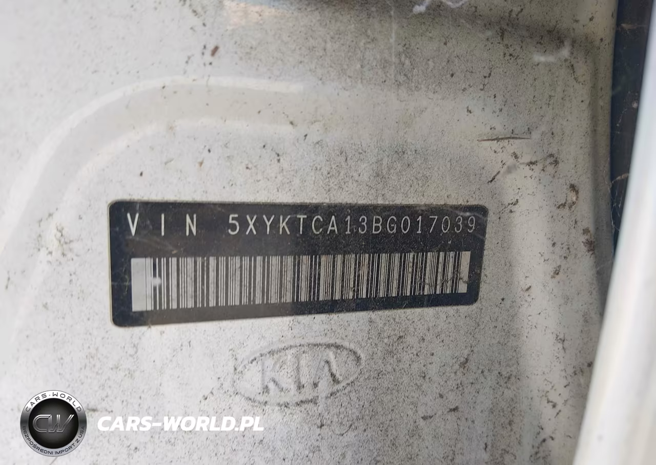 2011 Kia Sorento Lx VIN:5XYKTCA13BG017039 - 9