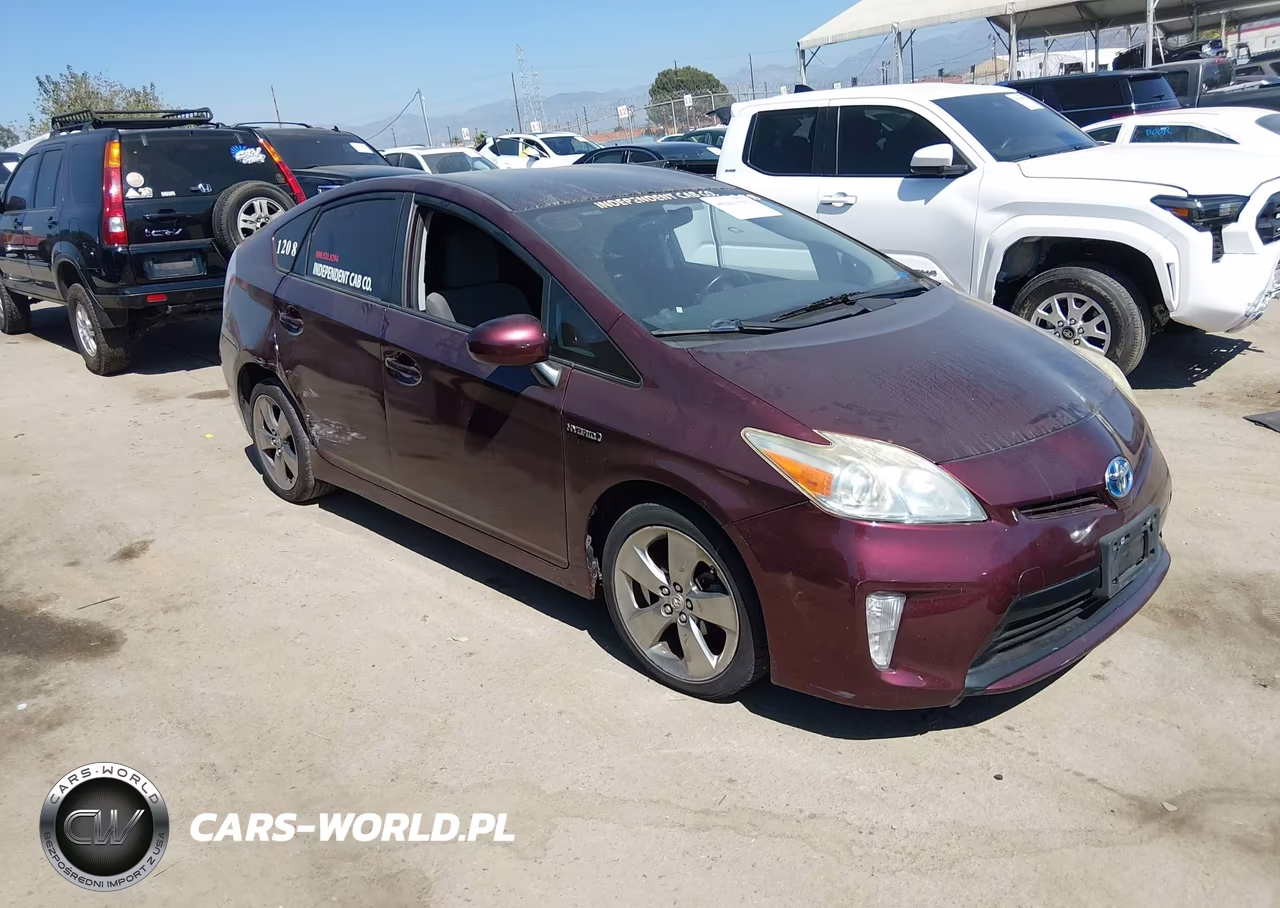 2013 Toyota Prius Three Se – zdjęcie 1 z 16