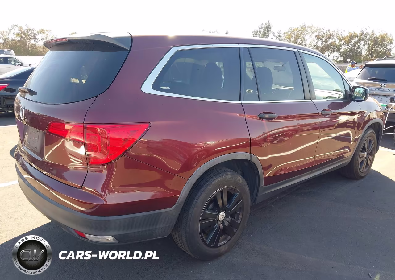 2018 Honda Pilot Lx VIN:5FNYF5H14JB011727 - 4