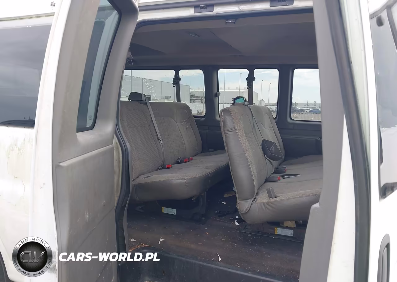 2010 Chevrolet Express 3500 Lt VIN:1GA2G1DG1A1102302 - 8