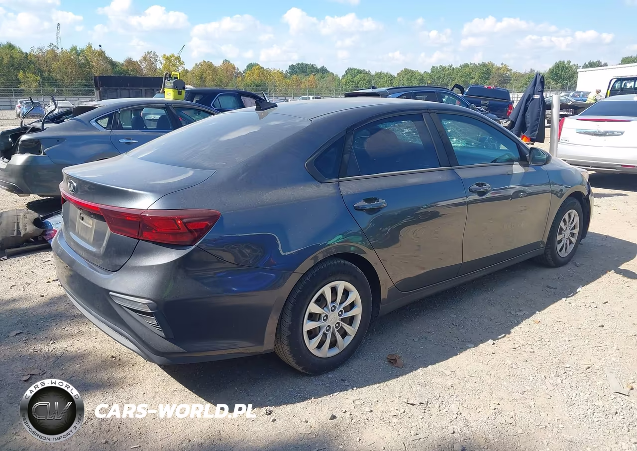 2019 Kia Forte Fe VIN:3KPF24AD8KE010055 - 4