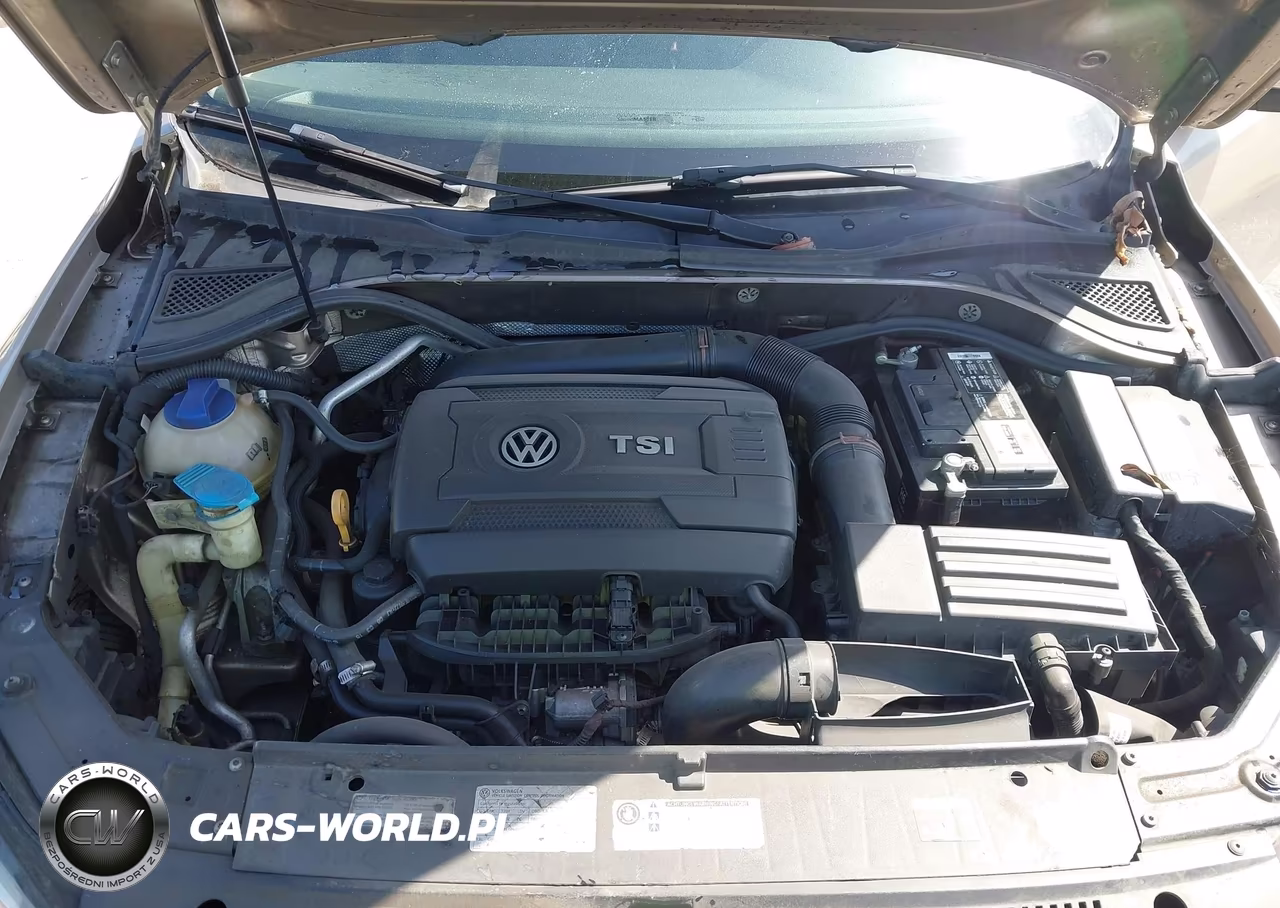 2015 Volkswagen Passat 1.8T Wolfsburg Edition VIN:1VWAT7A35FC091333 - 10