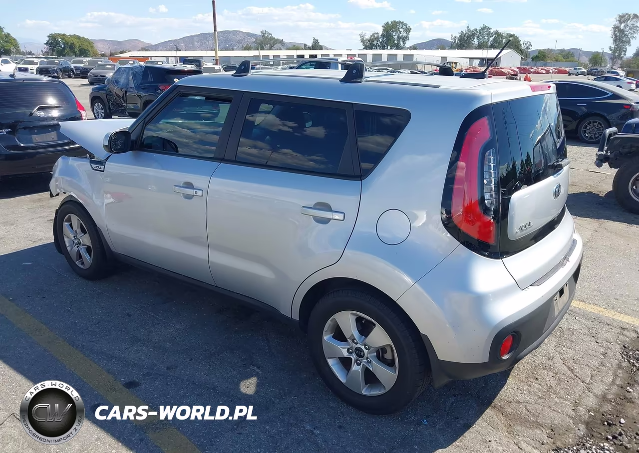 2017 Kia Soul VIN:KNDJN2A23H7474383 - 3