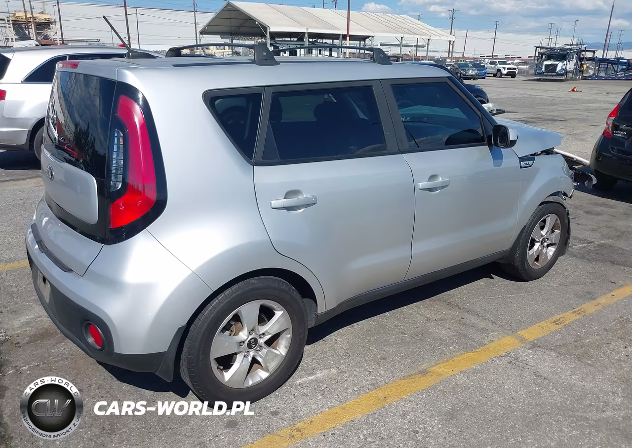 2017 Kia Soul VIN:KNDJN2A23H7474383 - 4