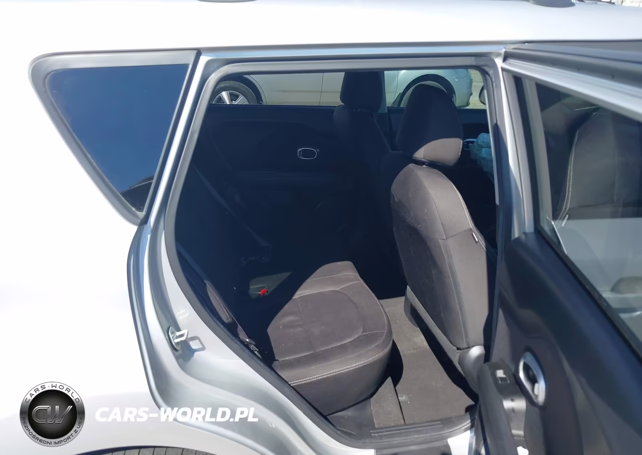 2017 Kia Soul VIN:KNDJN2A23H7474383 - 8