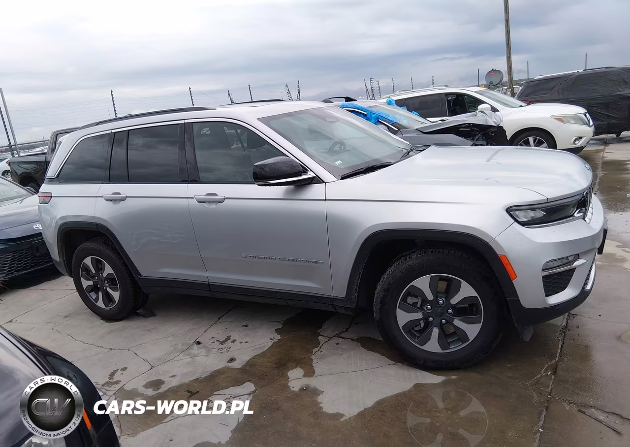 2024 Jeep Grand Cherokee 4Xe VIN:1C4RJYB67RC181937 - 13