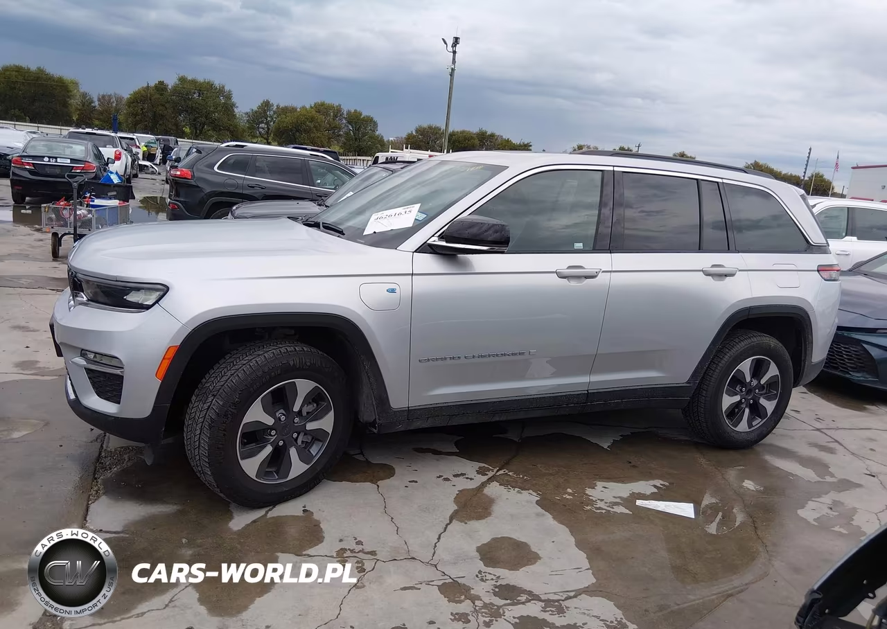 2024 Jeep Grand Cherokee 4Xe VIN:1C4RJYB67RC181937 - 14