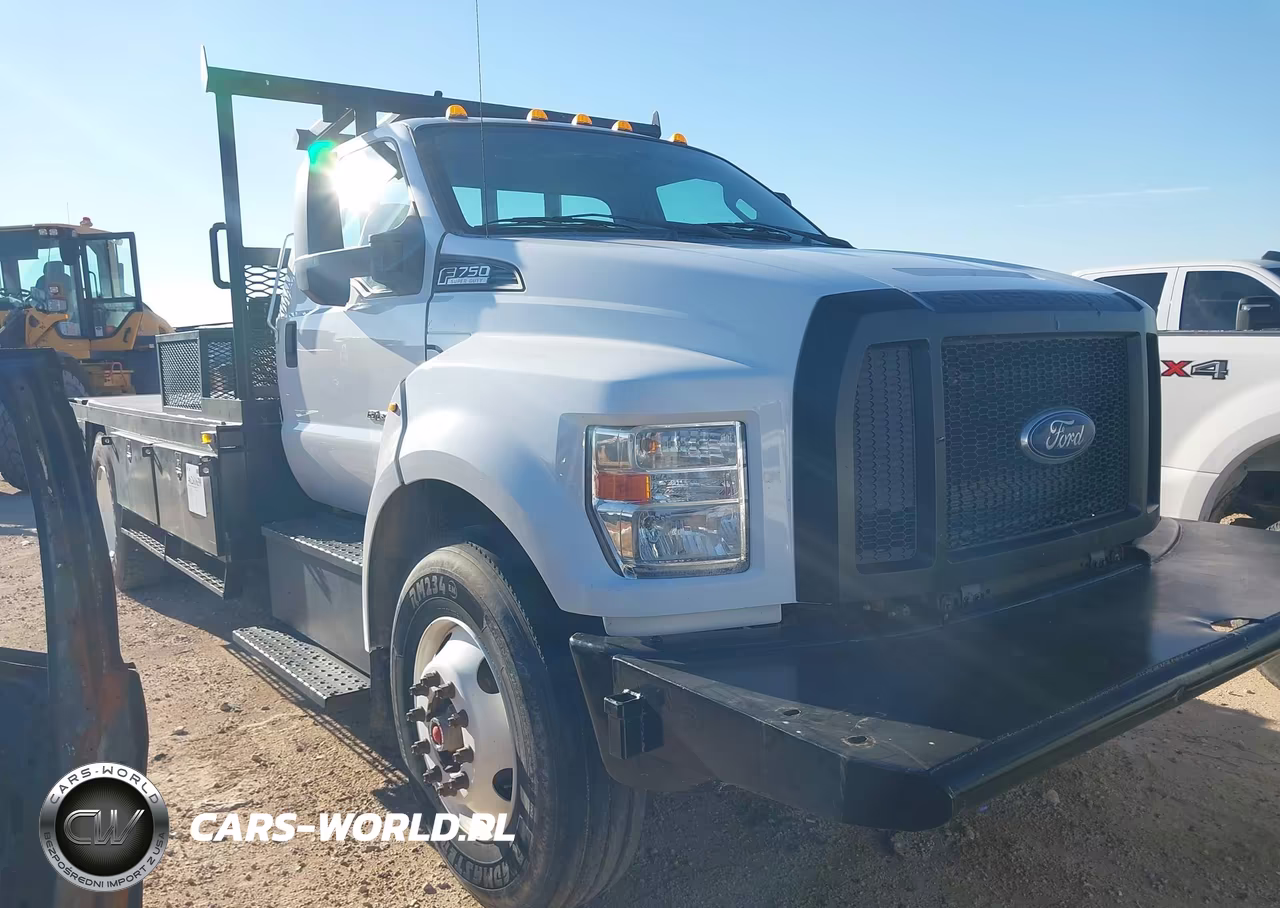 2017 Ford F-750 Diesel