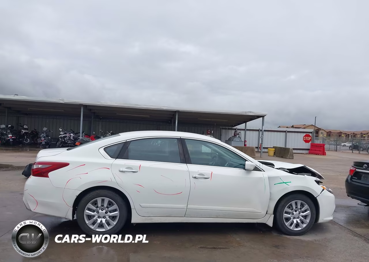 2018 Nissan Altima 2.5 S VIN:1N4AL3APXJC228280 - 13