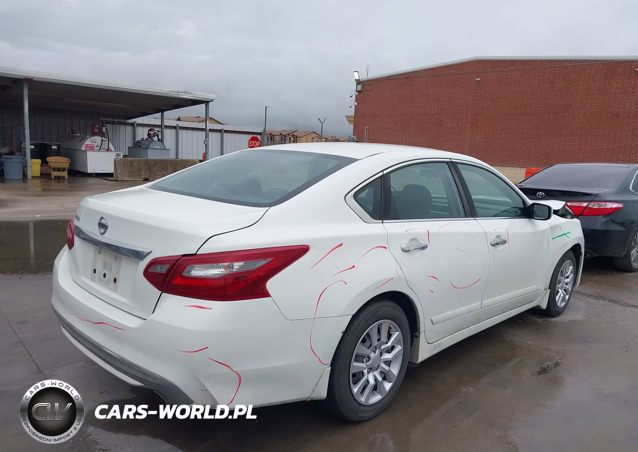 2018 Nissan Altima 2.5 S VIN:1N4AL3APXJC228280 - 4