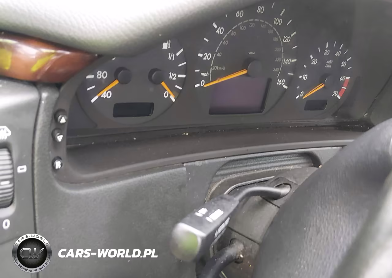 2001 Mercedes-Benz E 320 4M VIN:WDBJF82J31X047795 - 7