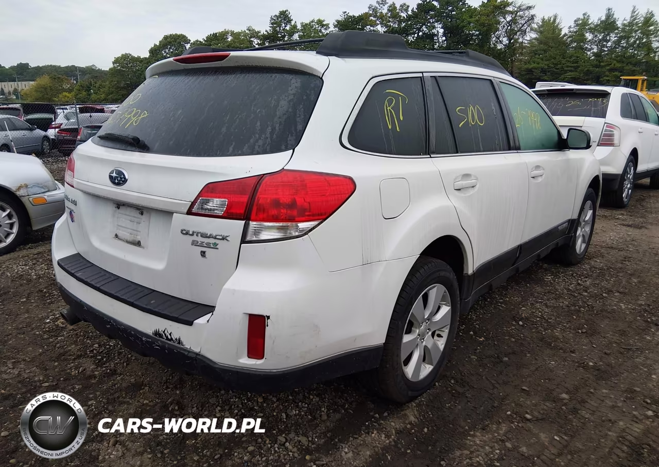2010 Subaru Outback 2.5I Premium VIN:4S4BRBGC1A3338609 - 4
