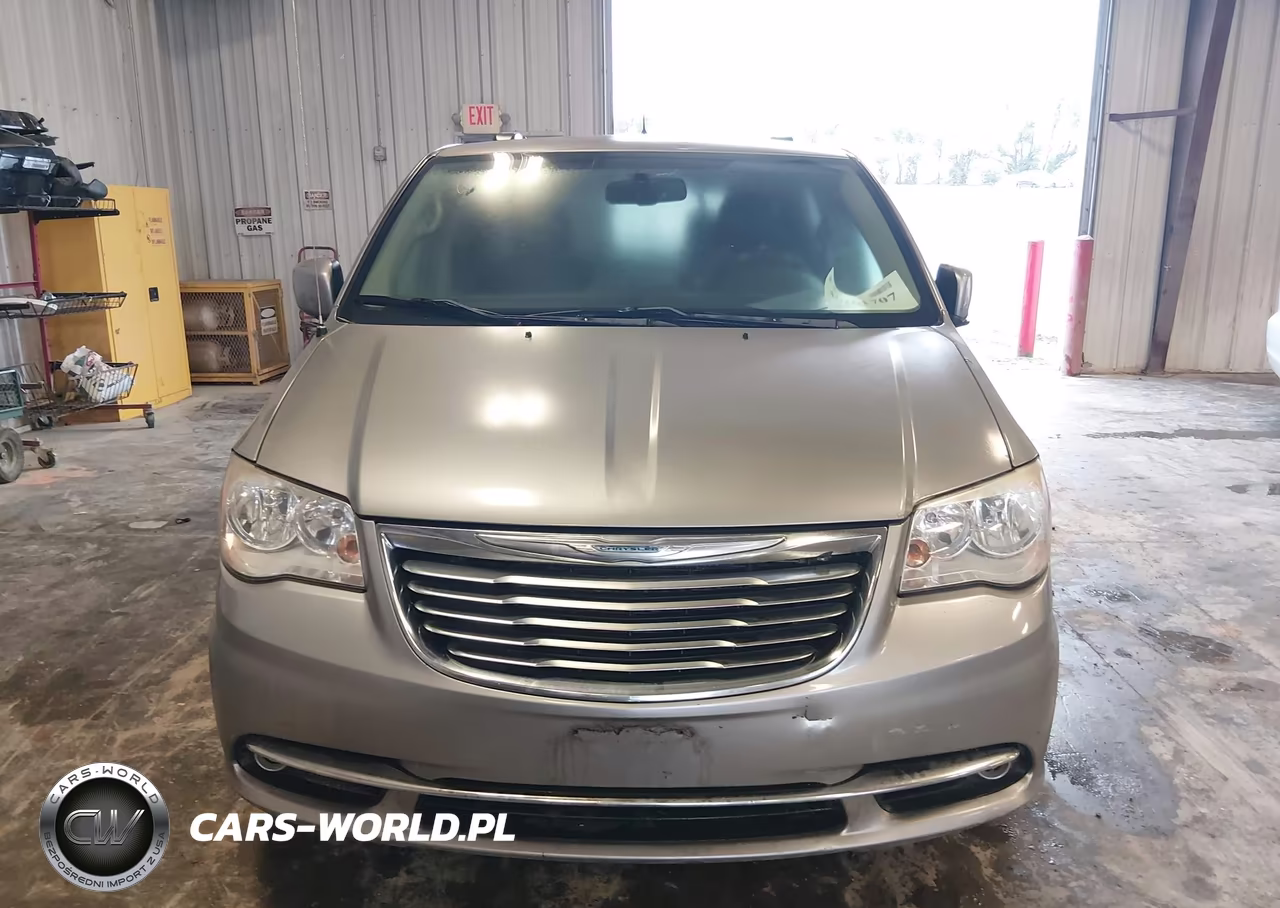 2016 Chrysler Town & Country Touring VIN:2C4RC1BG4GR252722 - 12