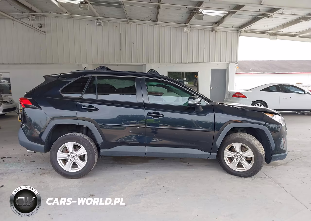 2021 Toyota Rav4 Xle VIN:2T3W1RFV9MW178831 - 14