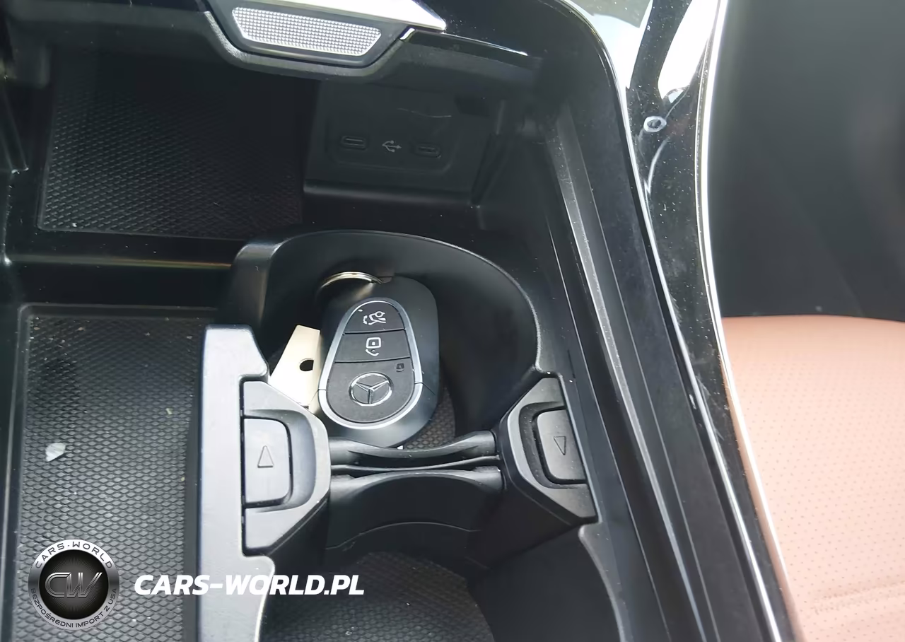 2022 Mercedes-Benz C 300 4Matic VIN:W1KAF4HBXNR054656 - 11