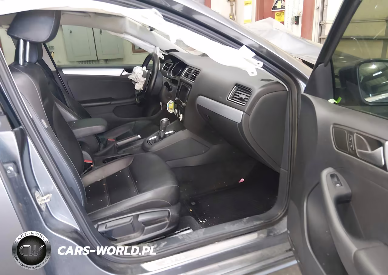 2018 Volkswagen Jetta 1.8T Sel VIN:3VWL17AJ4JM208551 - 5