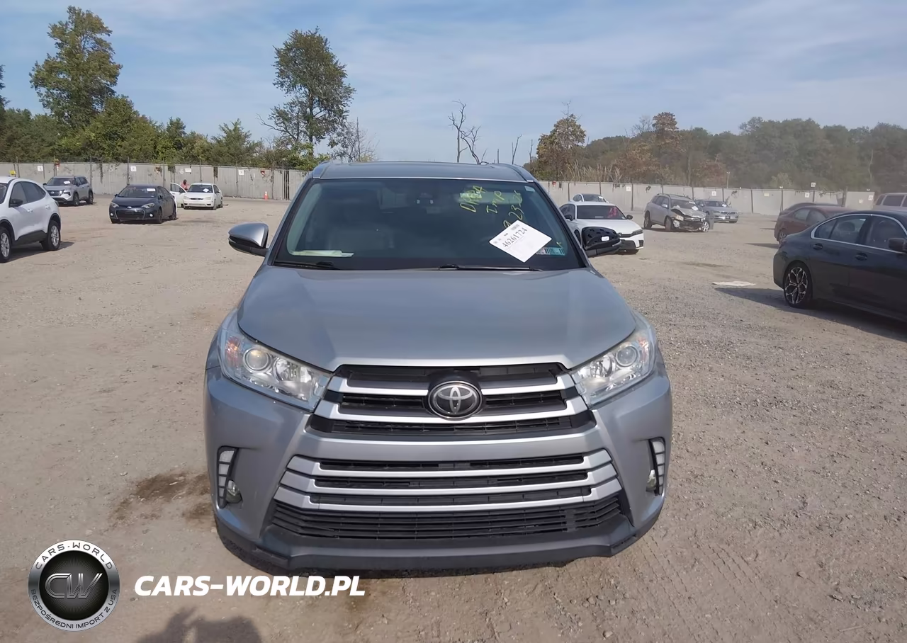 2017 Toyota Highlander Xle VIN:5TDJZRFH3HS390631 - 11