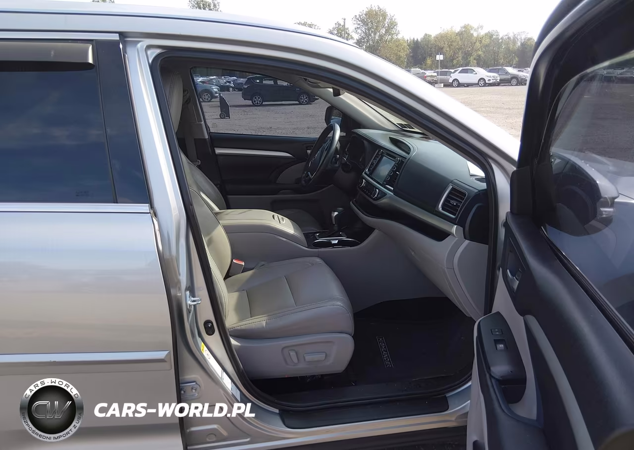 2017 Toyota Highlander Xle VIN:5TDJZRFH3HS390631 - 5