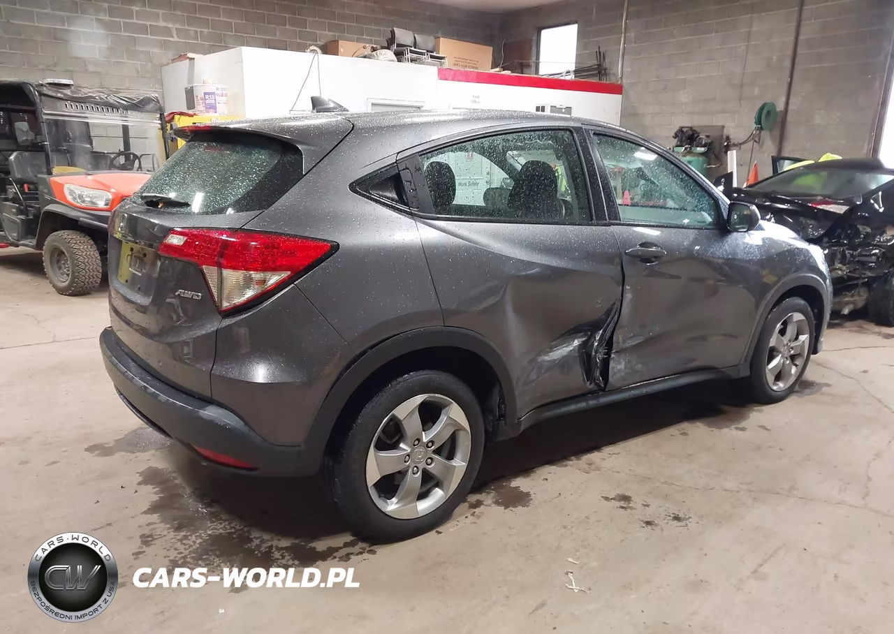 2022 Honda Hr-V Awd Lx VIN:3CZRU6H30NM716103 - 4