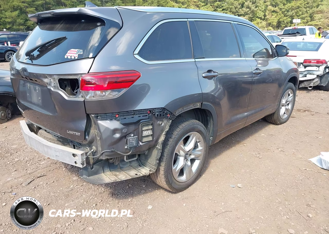 2017 Toyota Highlander Limited VIN:5TDYZRFH7HS210436 - 4