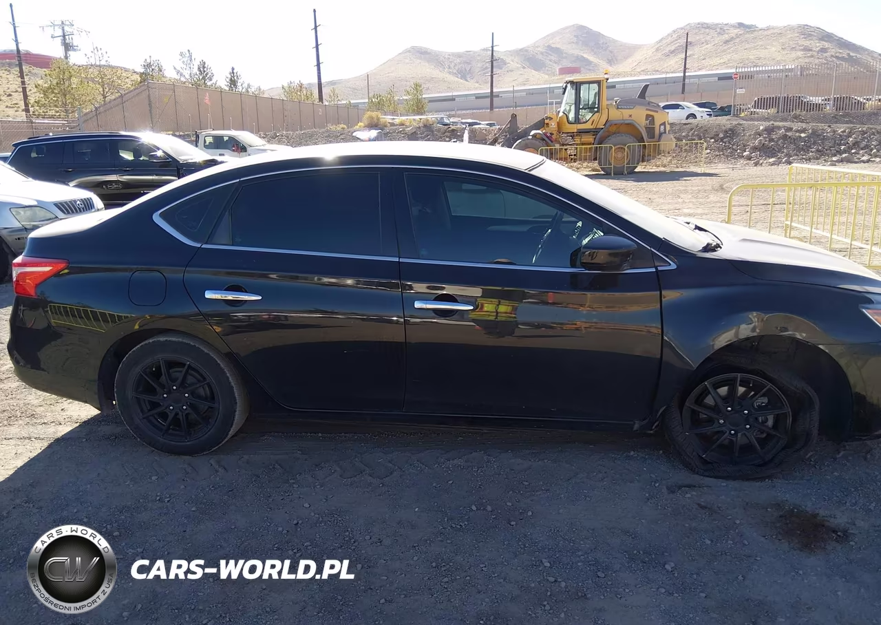 2018 Nissan Sentra S VIN:3N1AB7AP9JY208262 - 13