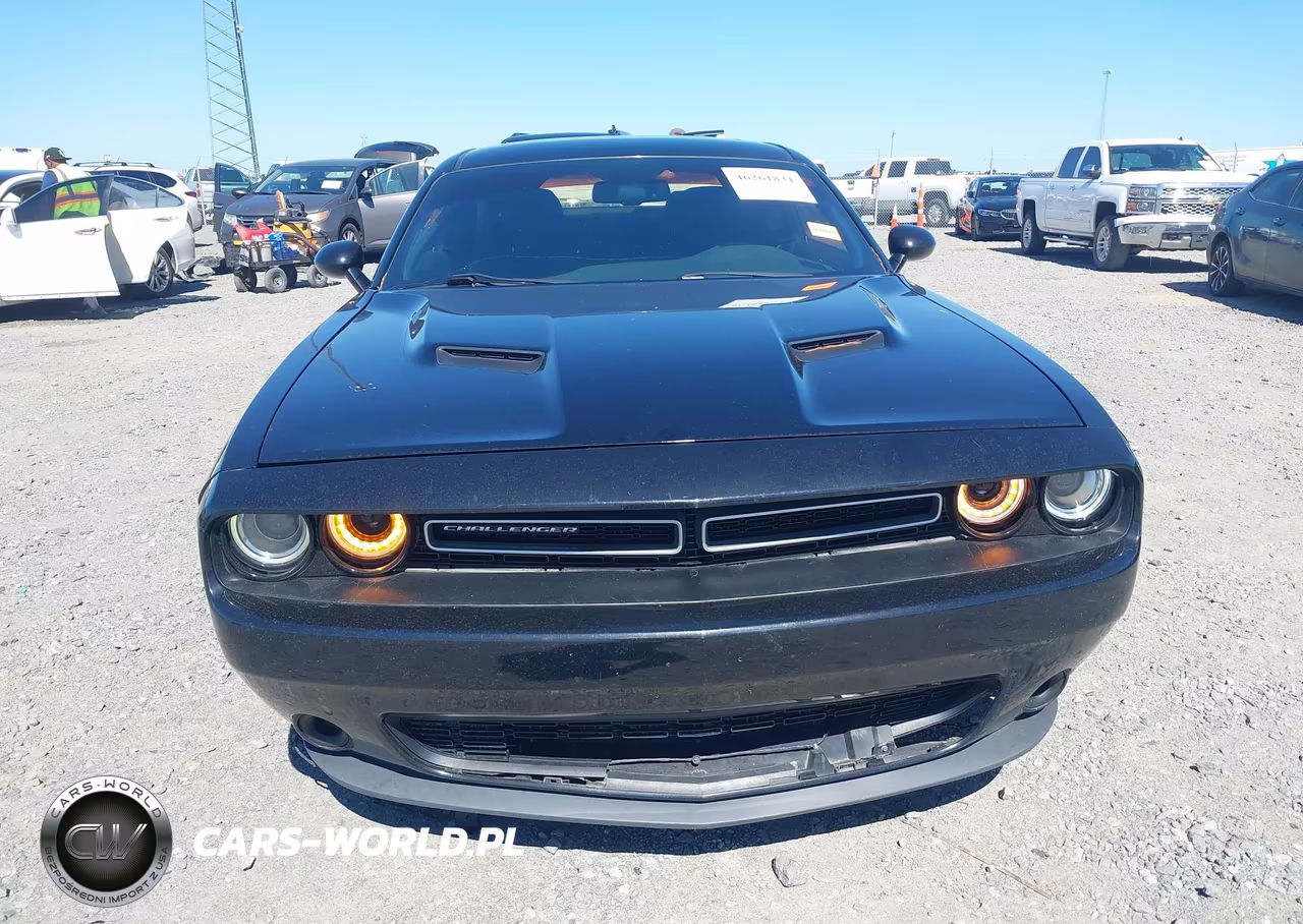 2015 Dodge Challenger Sxt VIN:2C3CDZAGXFH850969 - 13