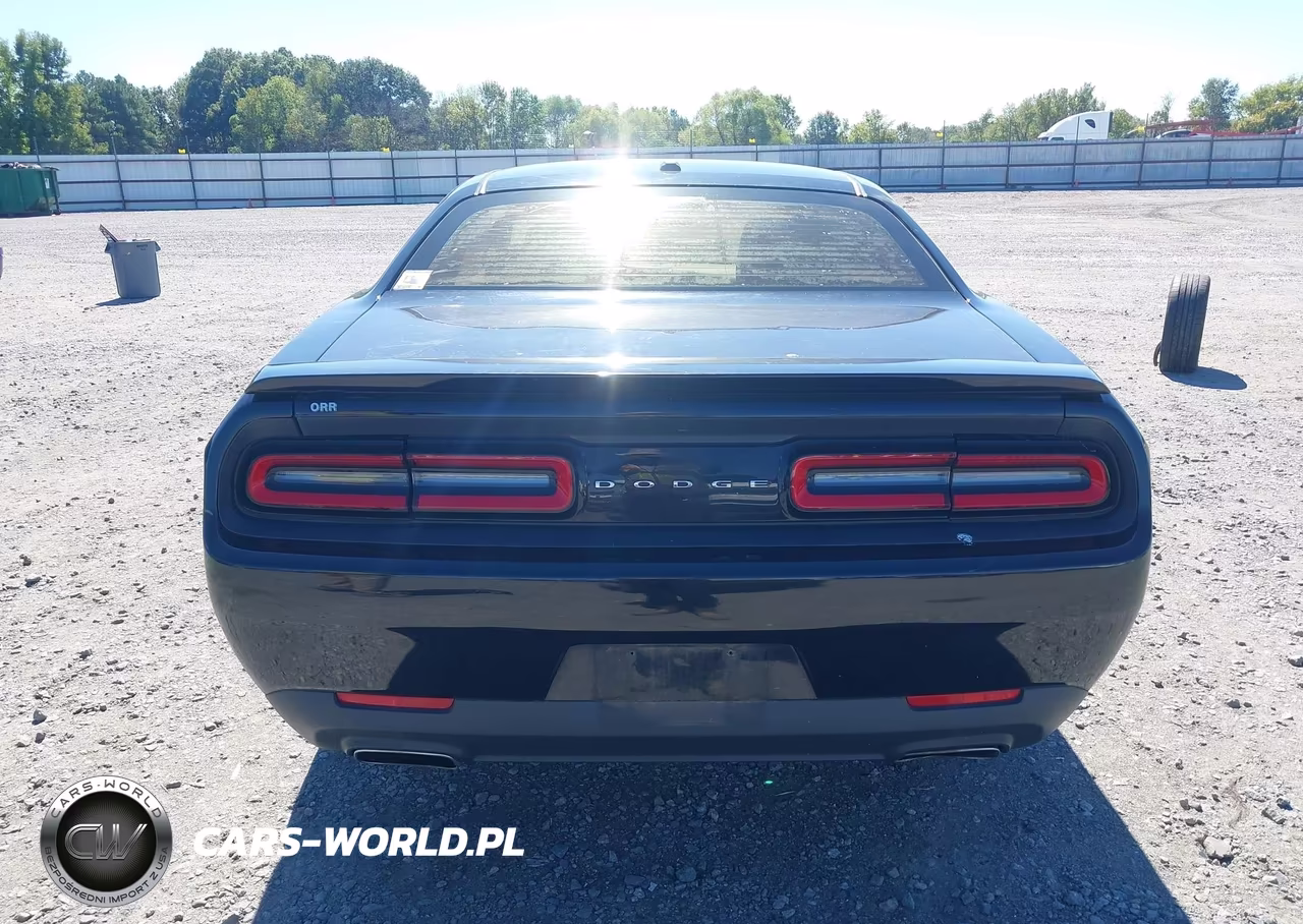 2015 Dodge Challenger Sxt VIN:2C3CDZAGXFH850969 - 17