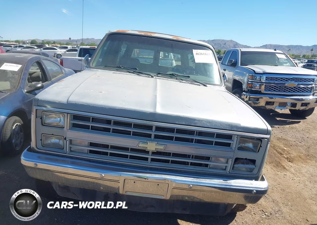 1988 Chevrolet Suburban V10 VIN:1GNEV16K2JF190539 - 6