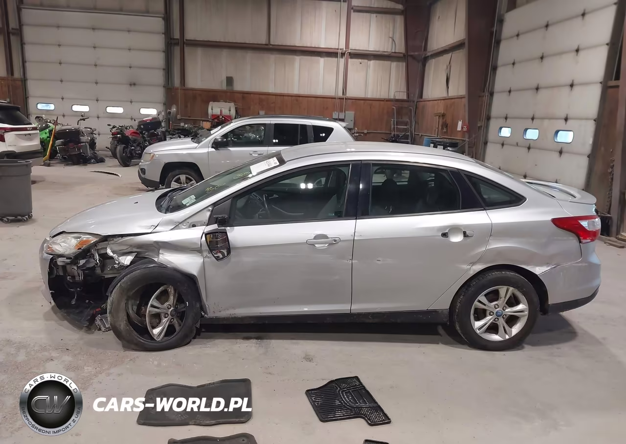 2012 Ford Focus Se VIN:1FAHP3F2XCL351693 - 14