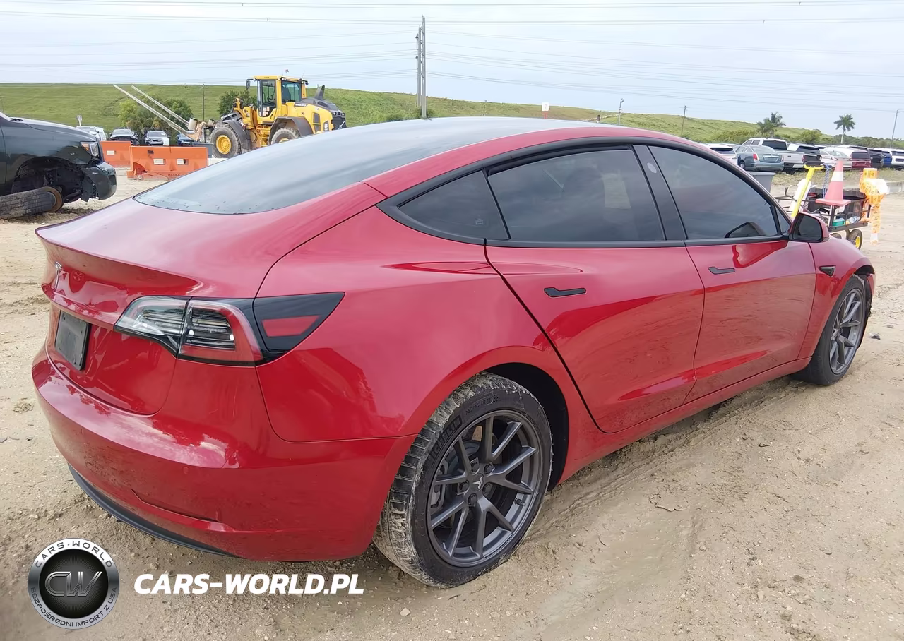 2021 Tesla Model 3 Standard Range Plus Rear-Wheel Drive VIN:5YJ3E1EA6MF026728 - 4