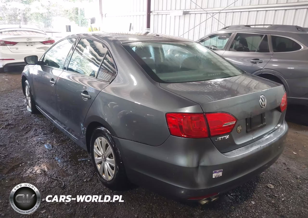 2013 Volkswagen Jetta 2.0L S VIN:3VW1K7AJ1DM285452 - 3