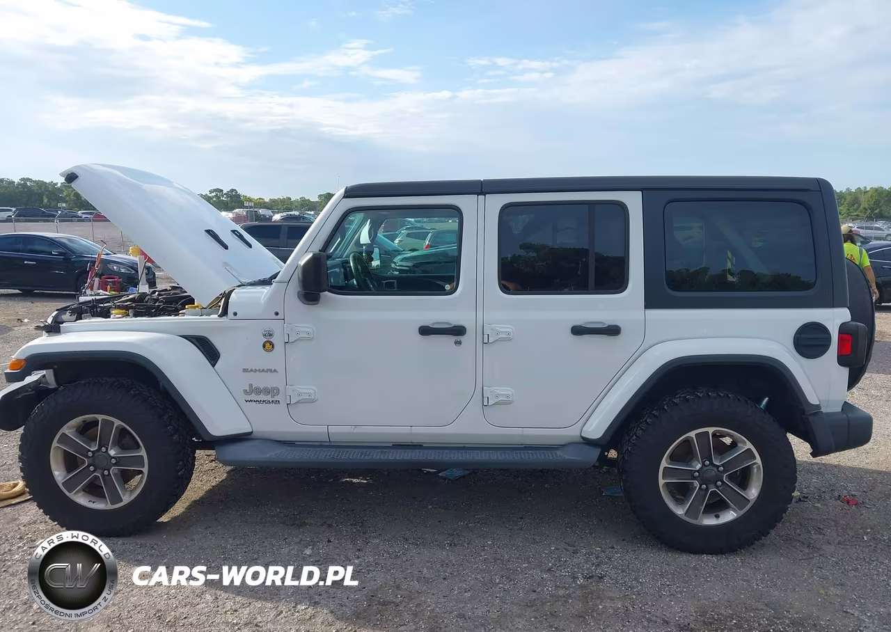 2019 Jeep Wrangler Unlimited Sahara 4X4 VIN:1C4HJXEG0KW514820 - 15