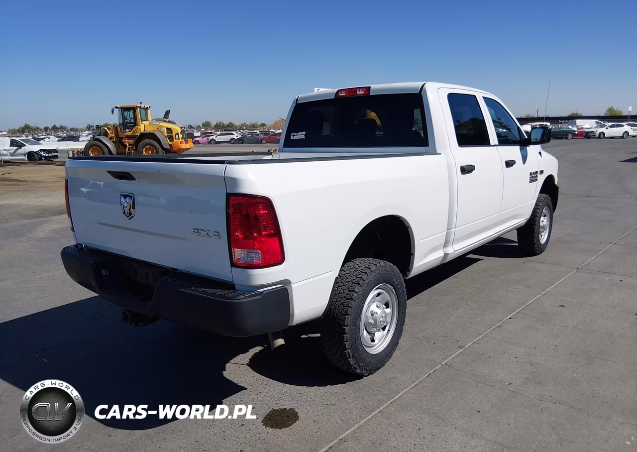 2016 Ram 2500 Tradesman VIN:3C6TR5CT6GG340692 - 4