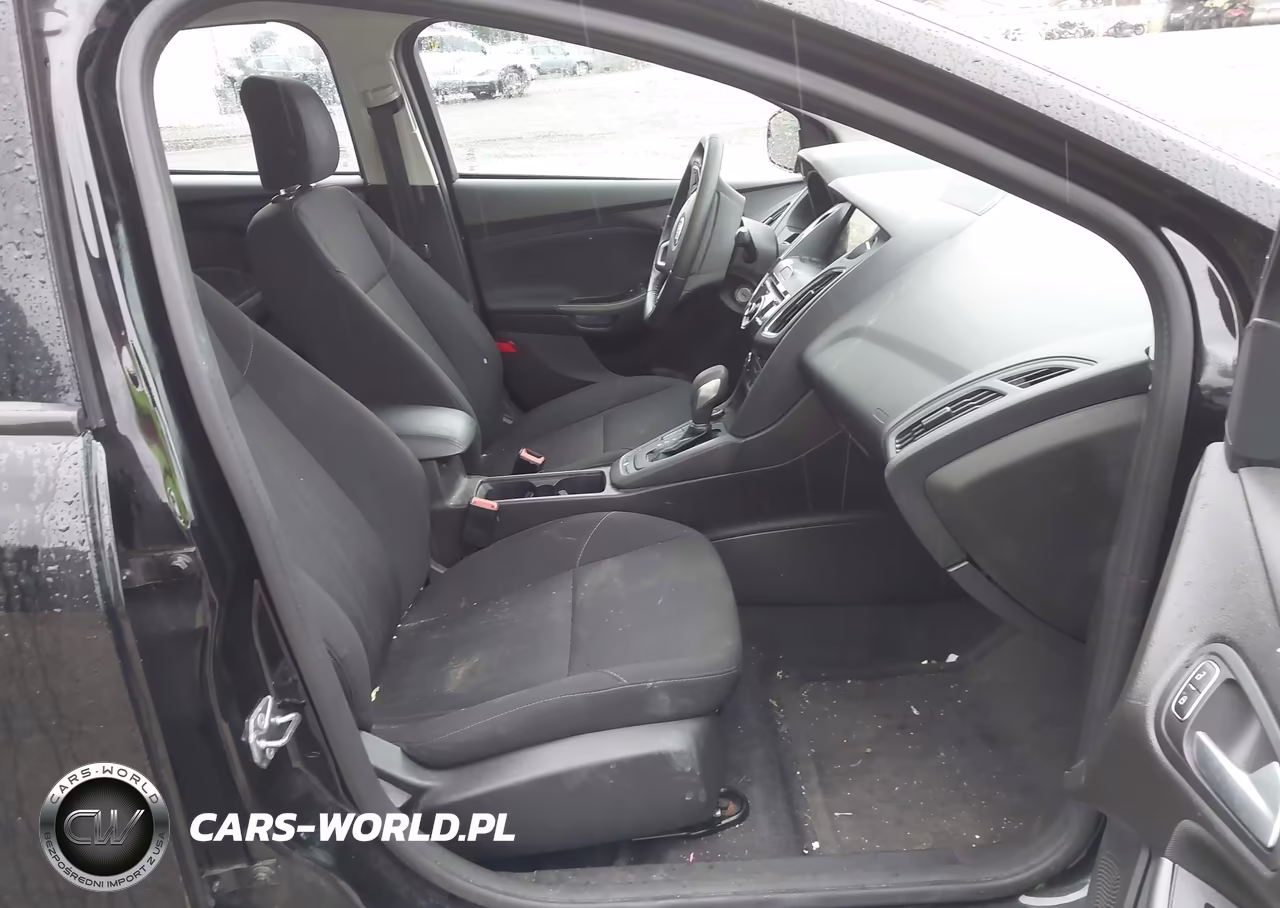 2017 Ford Focus Sel VIN:1FADP3H24HL270305 - 5