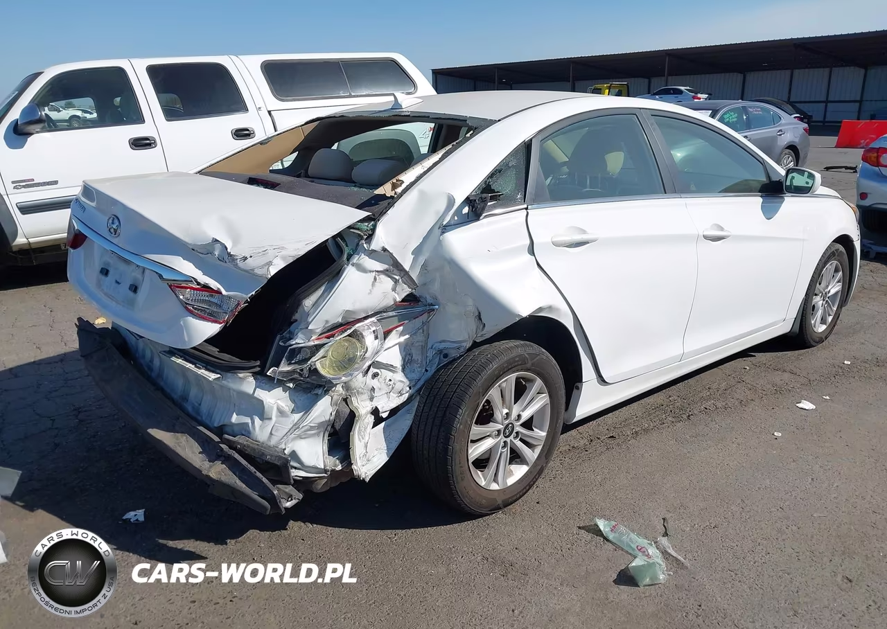 2012 Hyundai Sonata Gls VIN:5NPEB4AC5CH400837 - 4