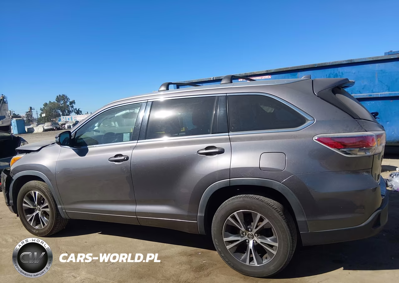 2016 Toyota Highlander Xle V6 VIN:5TDKKRFH1GS501118 - 14