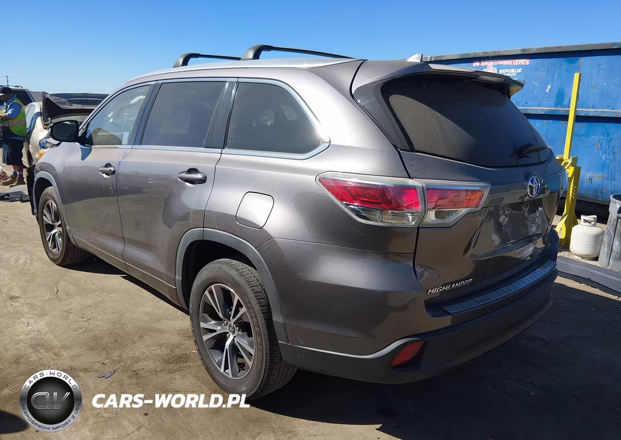 2016 Toyota Highlander Xle V6 VIN:5TDKKRFH1GS501118 - 3