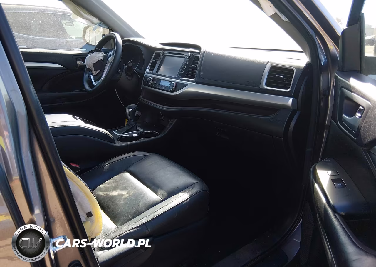 2016 Toyota Highlander Xle V6 VIN:5TDKKRFH1GS501118 - 5