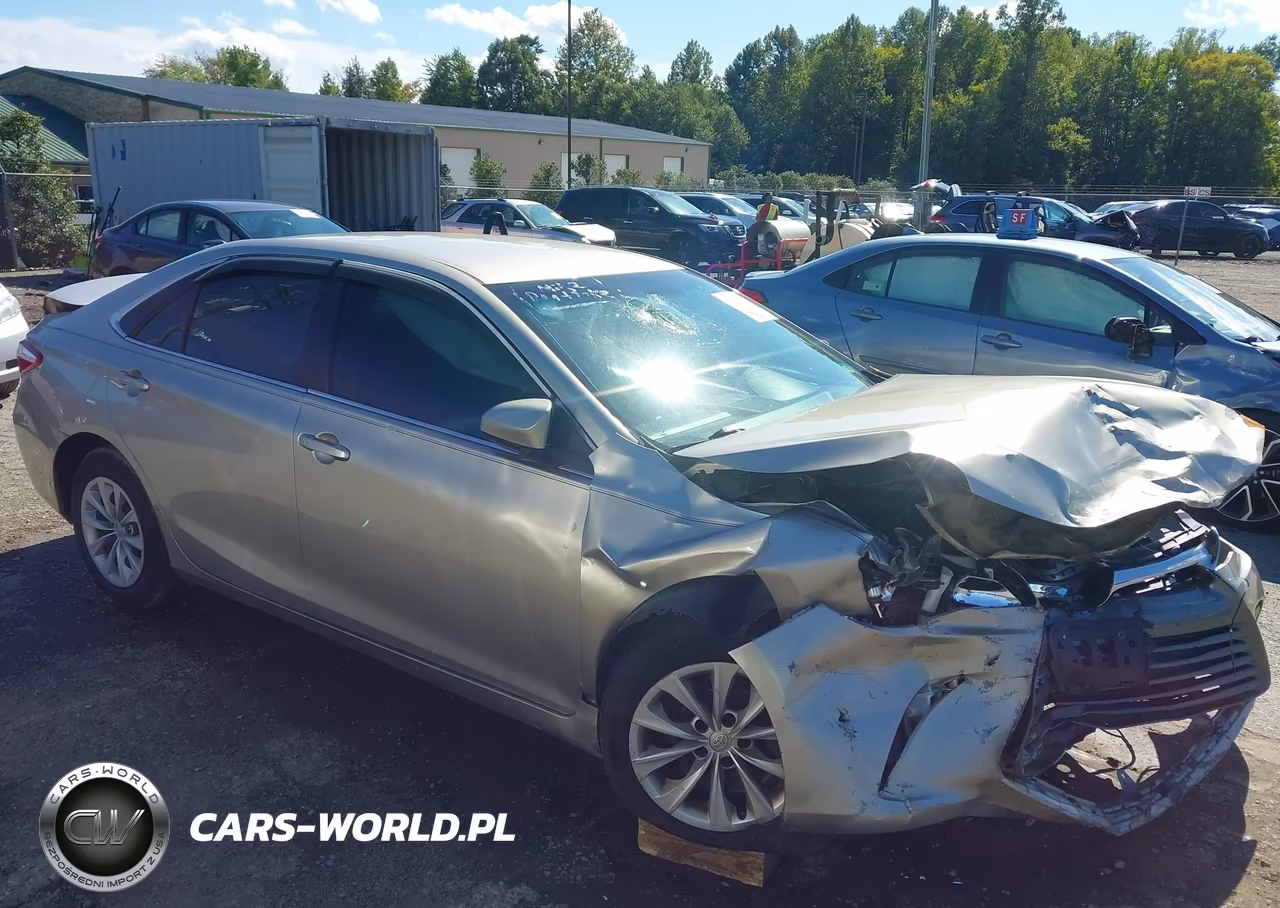 2015 Toyota Camry Le
