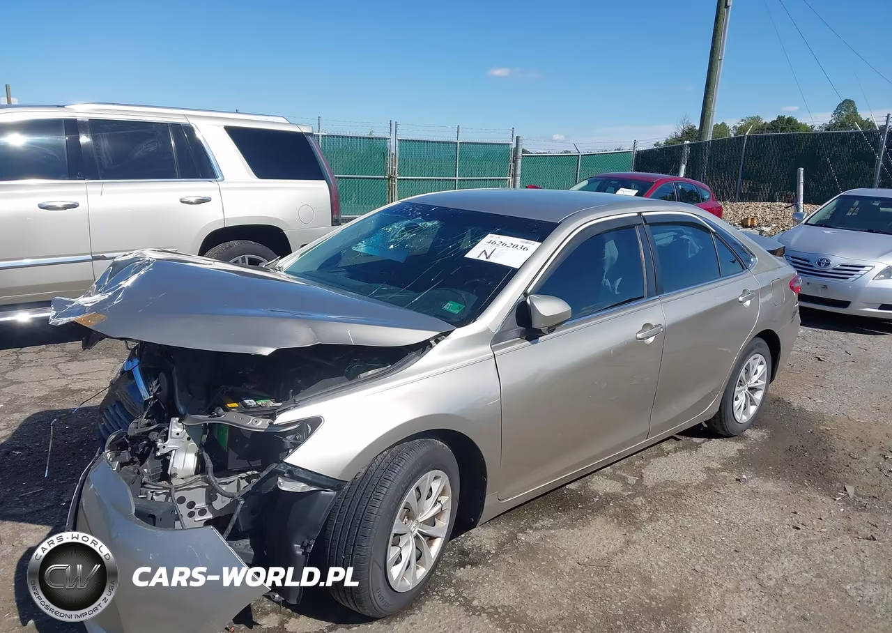 2015 Toyota Camry Le VIN:4T1BF1FK9FU940820 - 2
