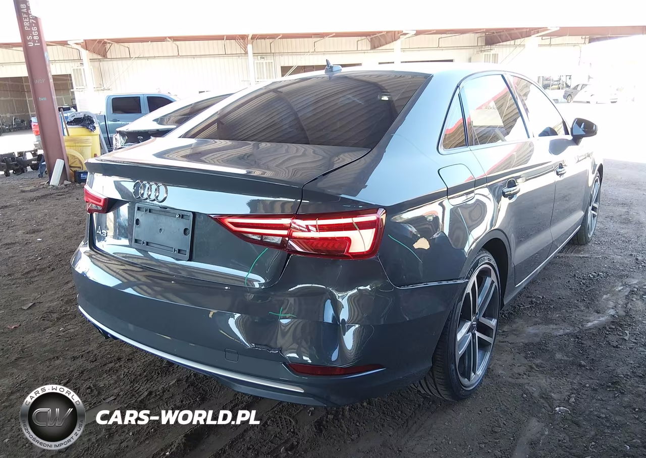 2017 Audi A3 2.0T Premium VIN:WAUAUGFF5H1054295 - 6