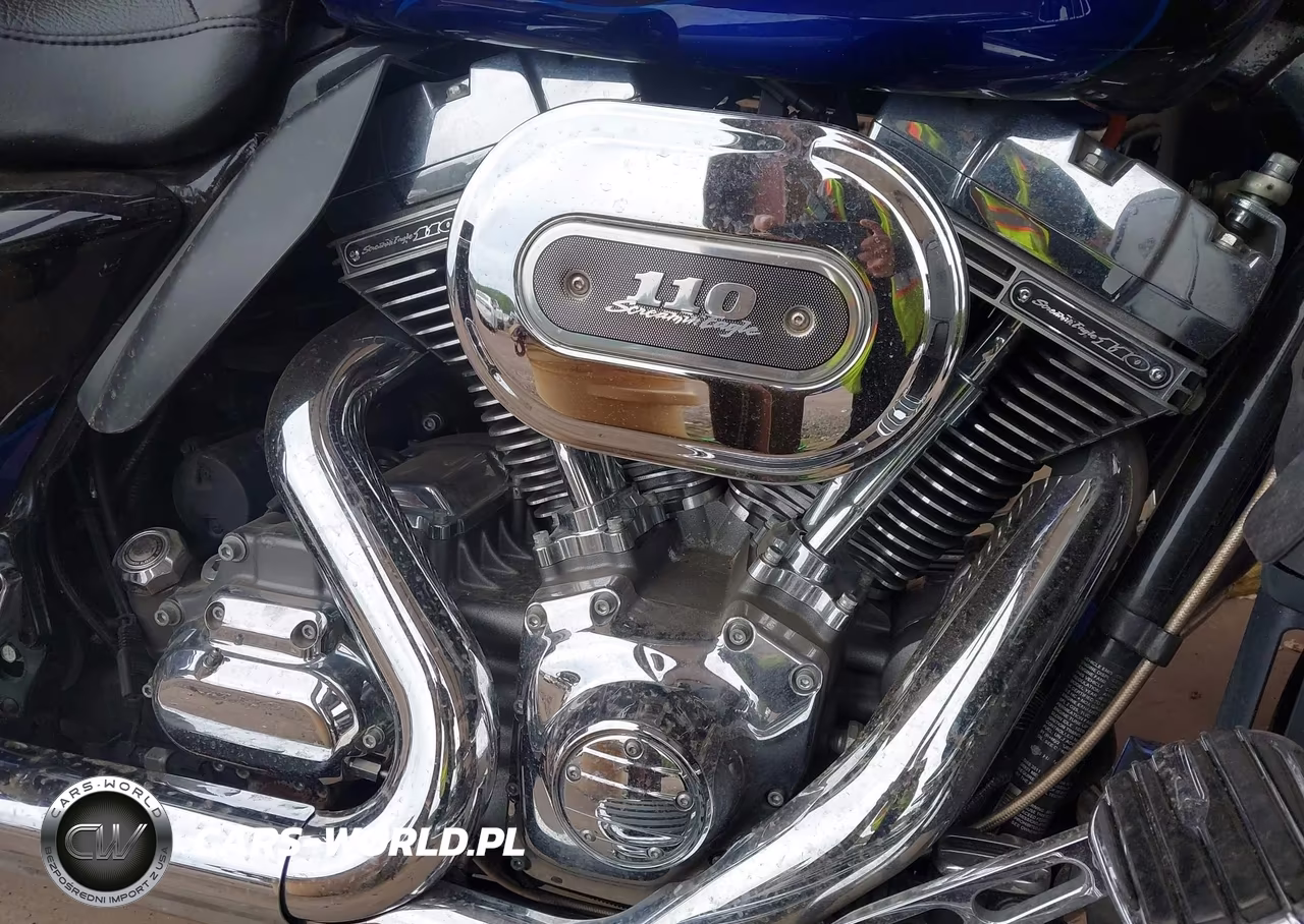 2011 Harley-Davidson Flhtcuse6 VIN:1HD1PR814BB960218 - 8