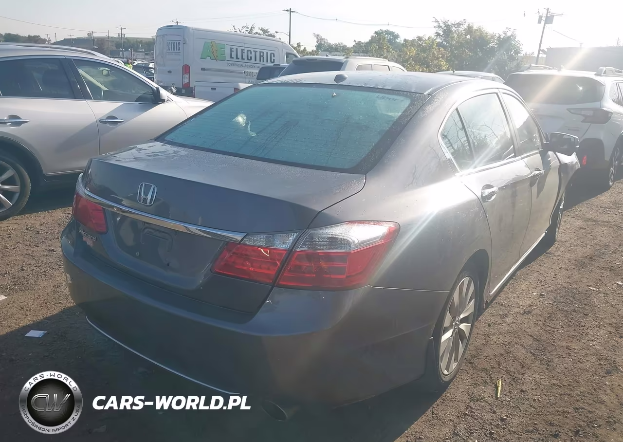 2013 Honda Accord Ex-L VIN:1HGCR2F89DA156700 - 4