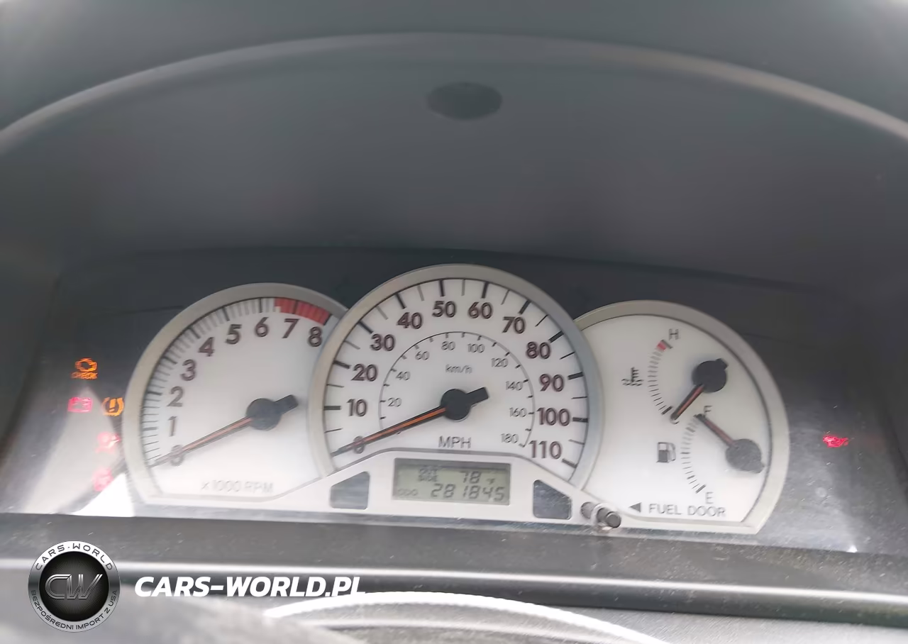 2008 Toyota Corolla S VIN:1NXBR32E18Z992867 - 7
