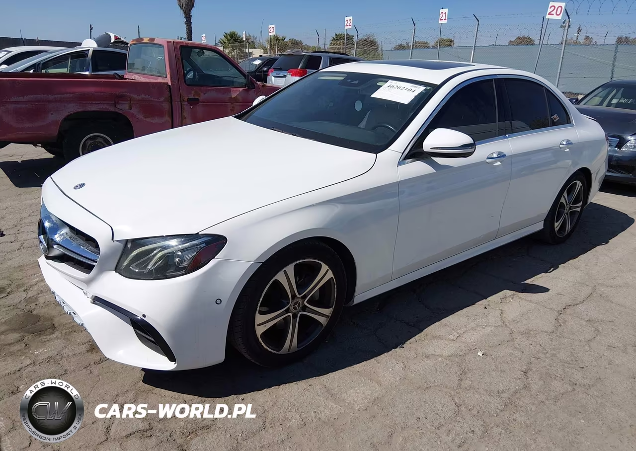 2018 Mercedes-Benz E 300 VIN:WDDZF4JB8JA390649 - 2